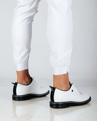 Men's White Golf Jogger